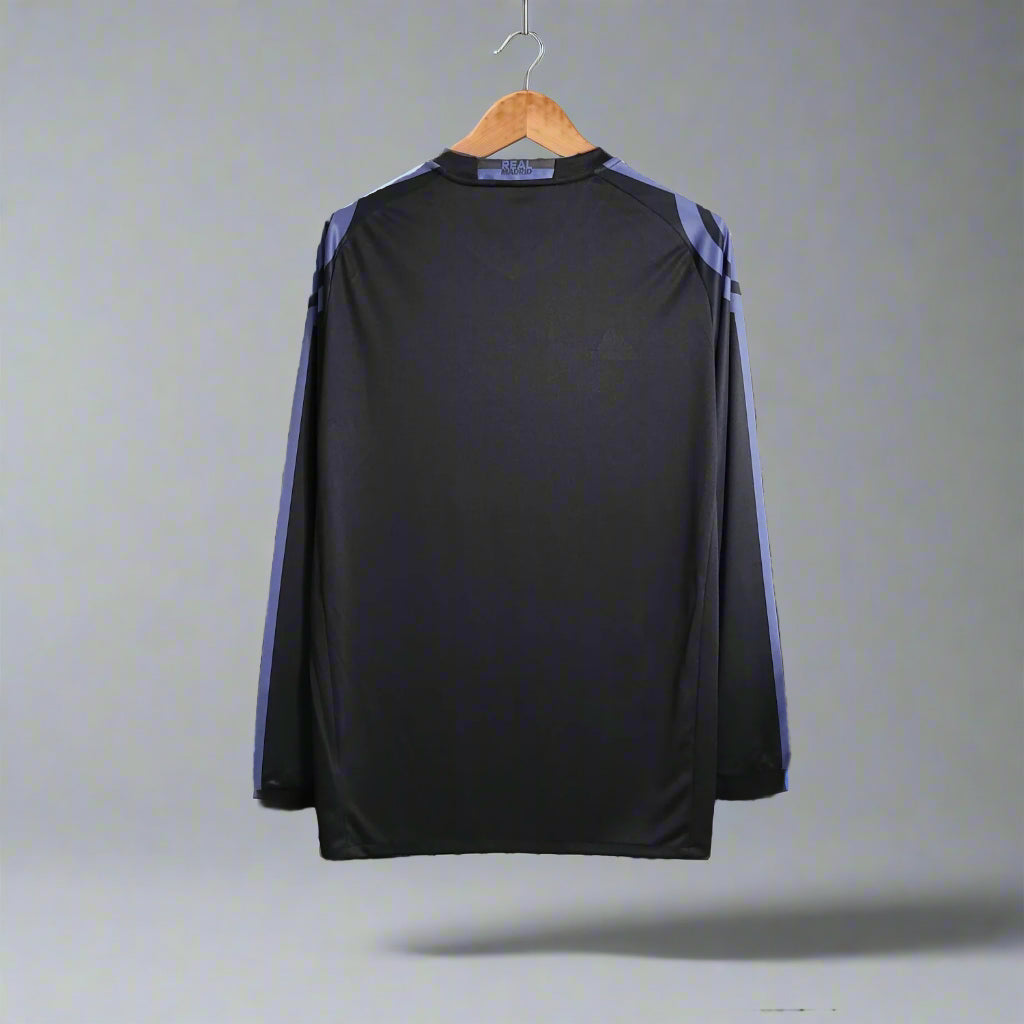 Retro Real Madrid 2016/17 Long Sleeve Third Jersey