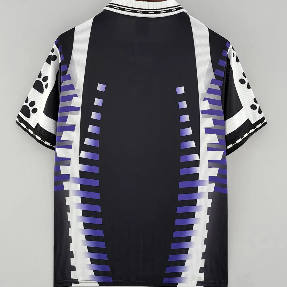 Retro Real Madrid 1997/98 Third Jersey