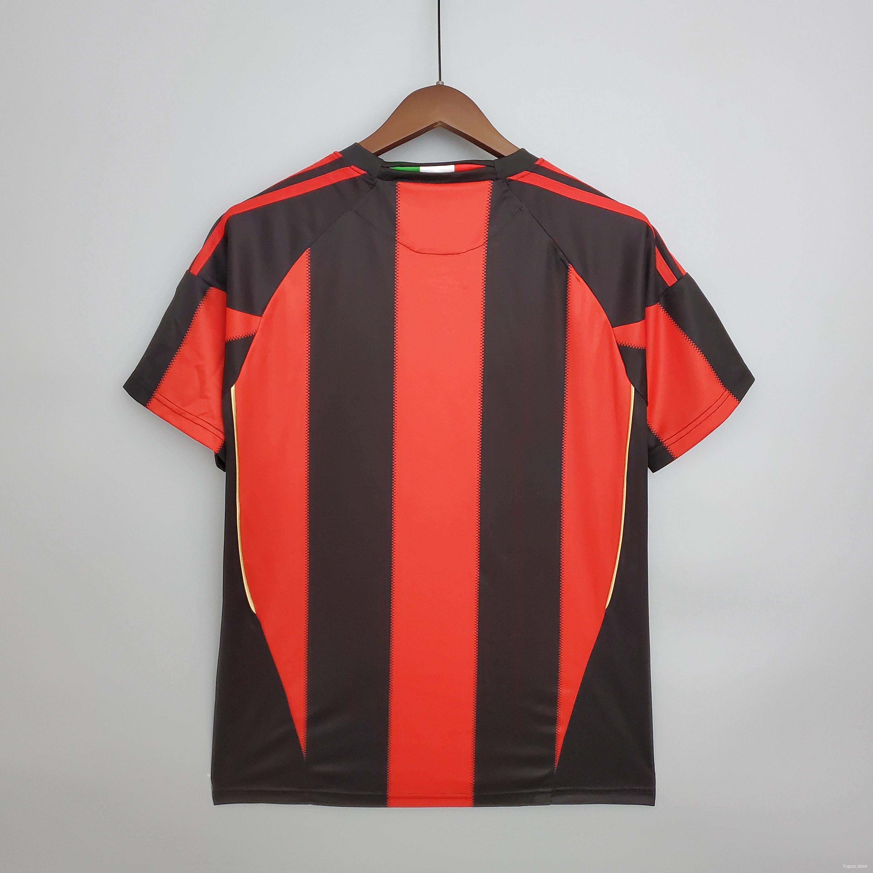 Retro AC Milan 2010/11 Home Jersey
