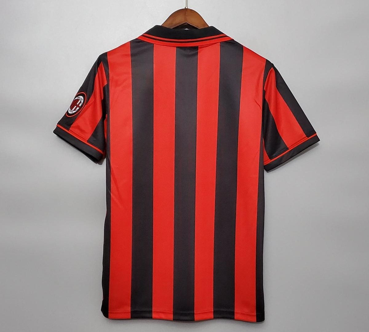 Retro AC Milan 1996/97 Home Jersey