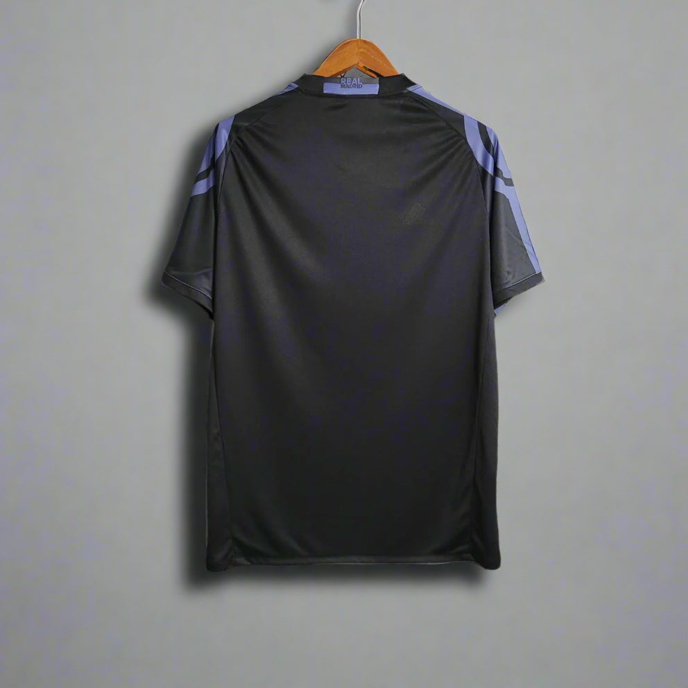 Retro Real Madrid 2016/17 Third Jersey