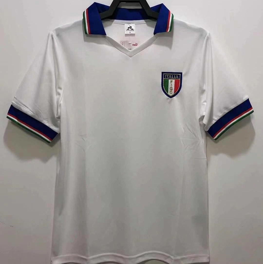 Retro Italy 1982 Away Jersey