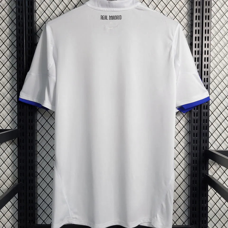 Retro Real Madrid 2010/11 Home Jersey