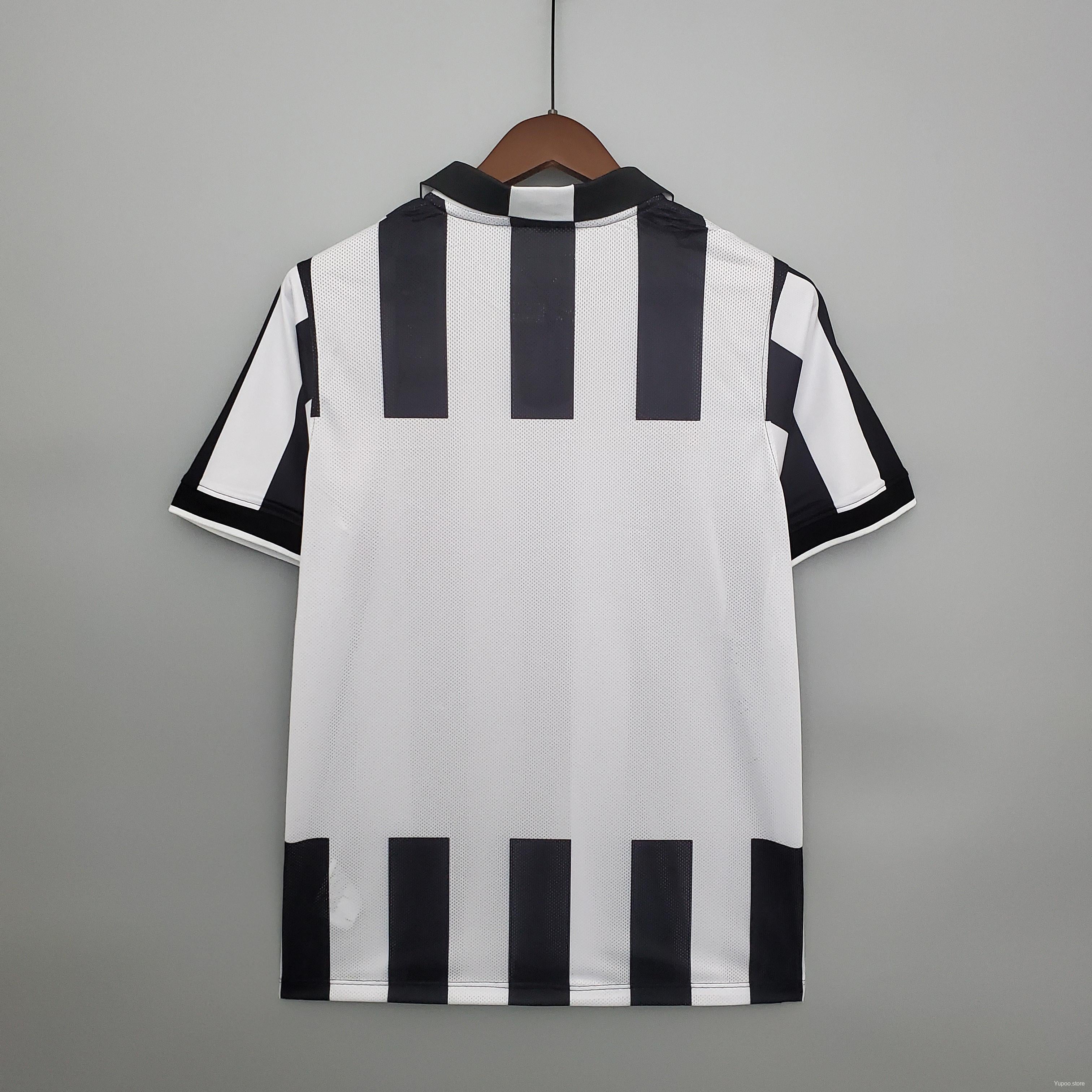 Retro Juventus 2014/15 Home Jersey