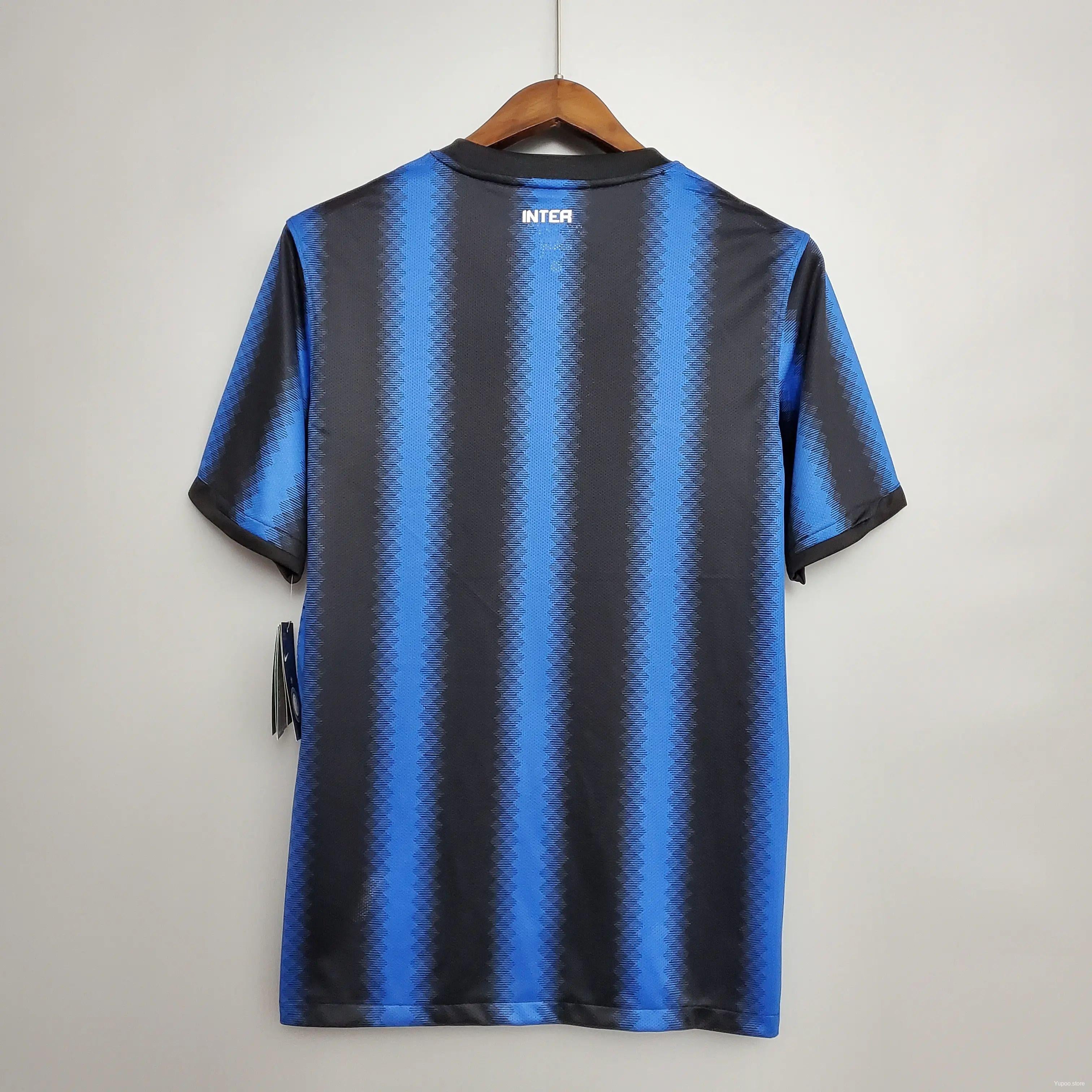 Retro Inter Milan 2010/11 Home Jersey