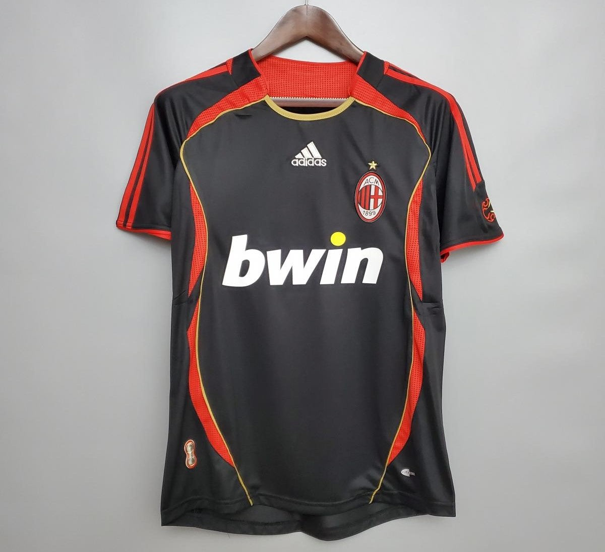 Retro AC Milan 2006/07 Third Jersey