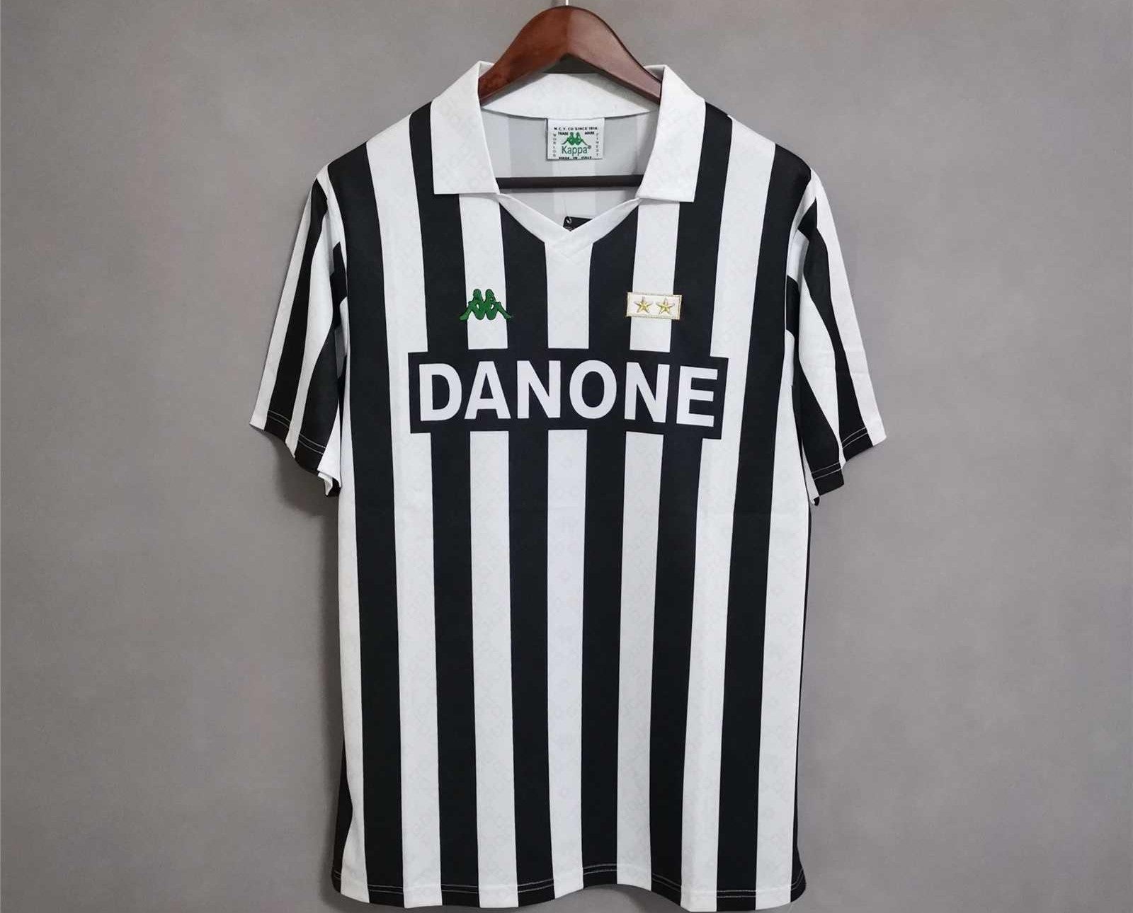 Retro Juventus 1992/94 Home Jersey