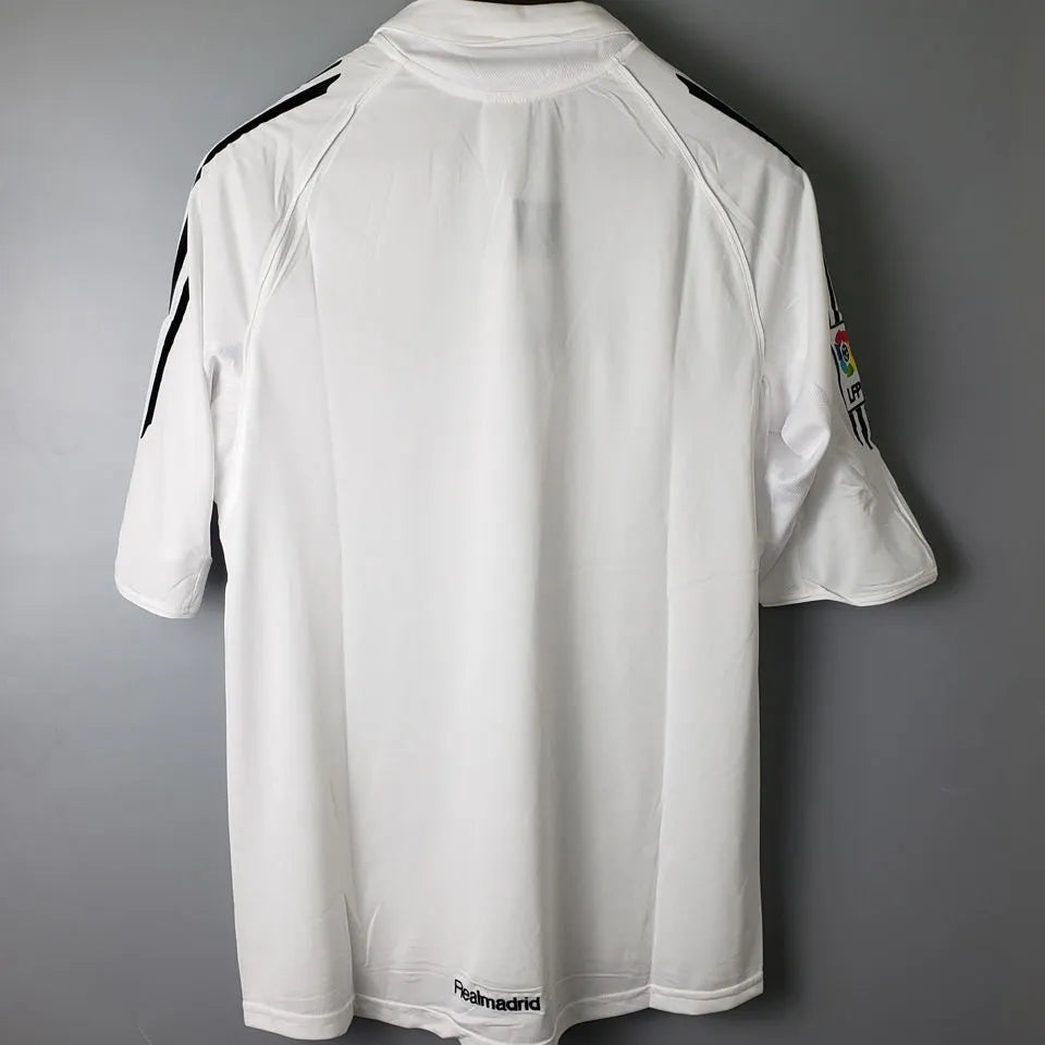 Retro Real Madrid 2005/06 Home Jersey