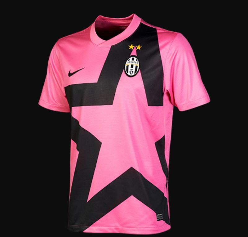 Retro Juventus 2011/12 Away Jersey