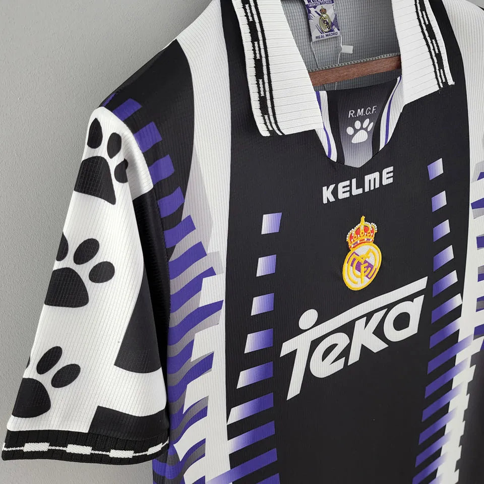 Retro Real Madrid 1997/98 Third Jersey