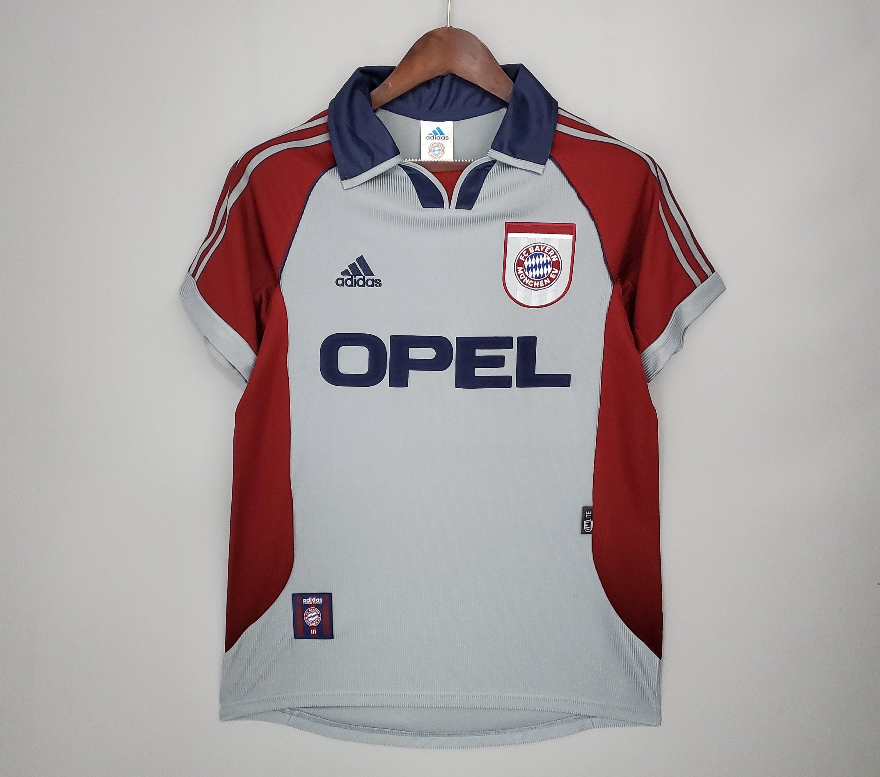 Retro Bayern Munich 1998/99 Away Jersey