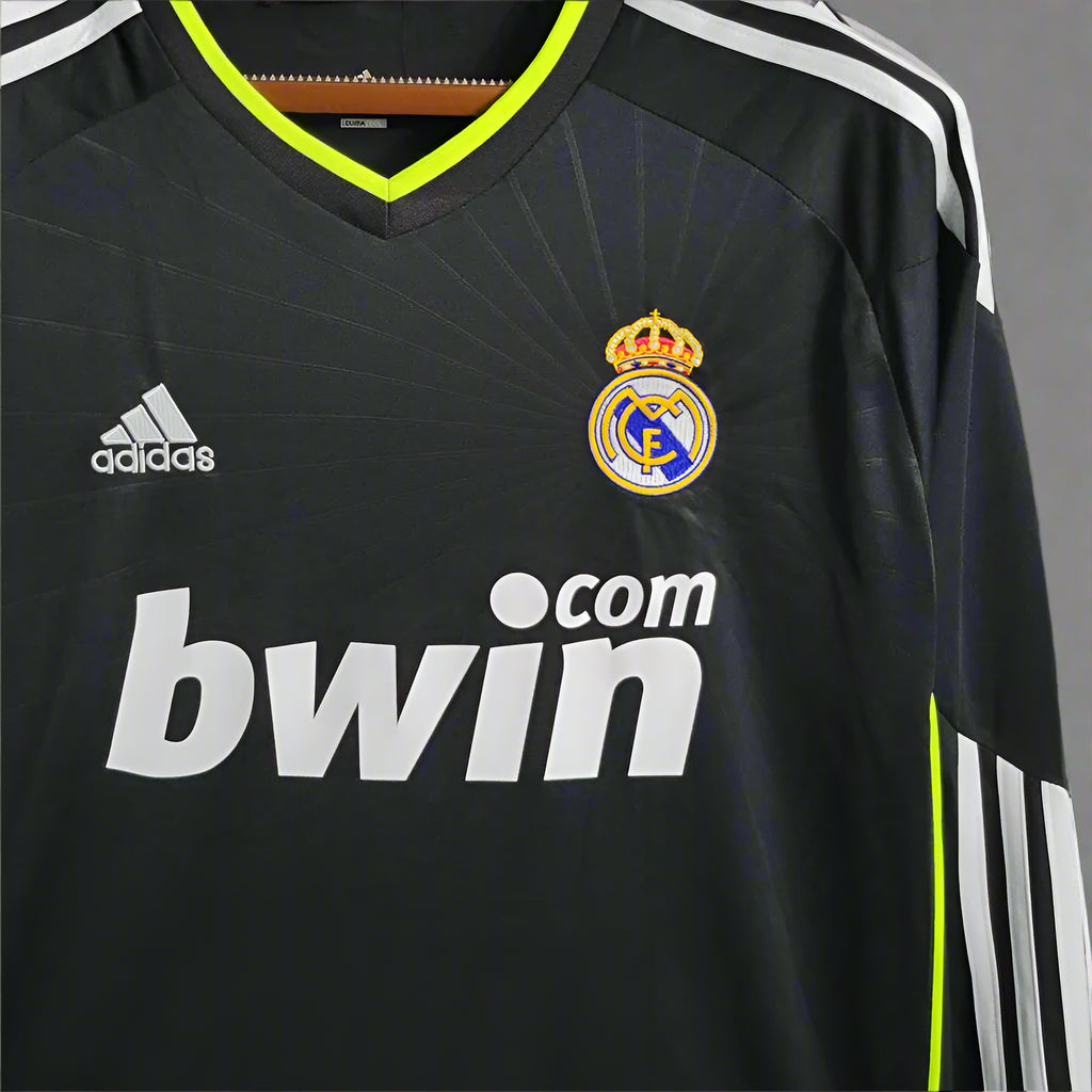 Retro Real Madrid 2010/11 Long Sleeve Away Jersey