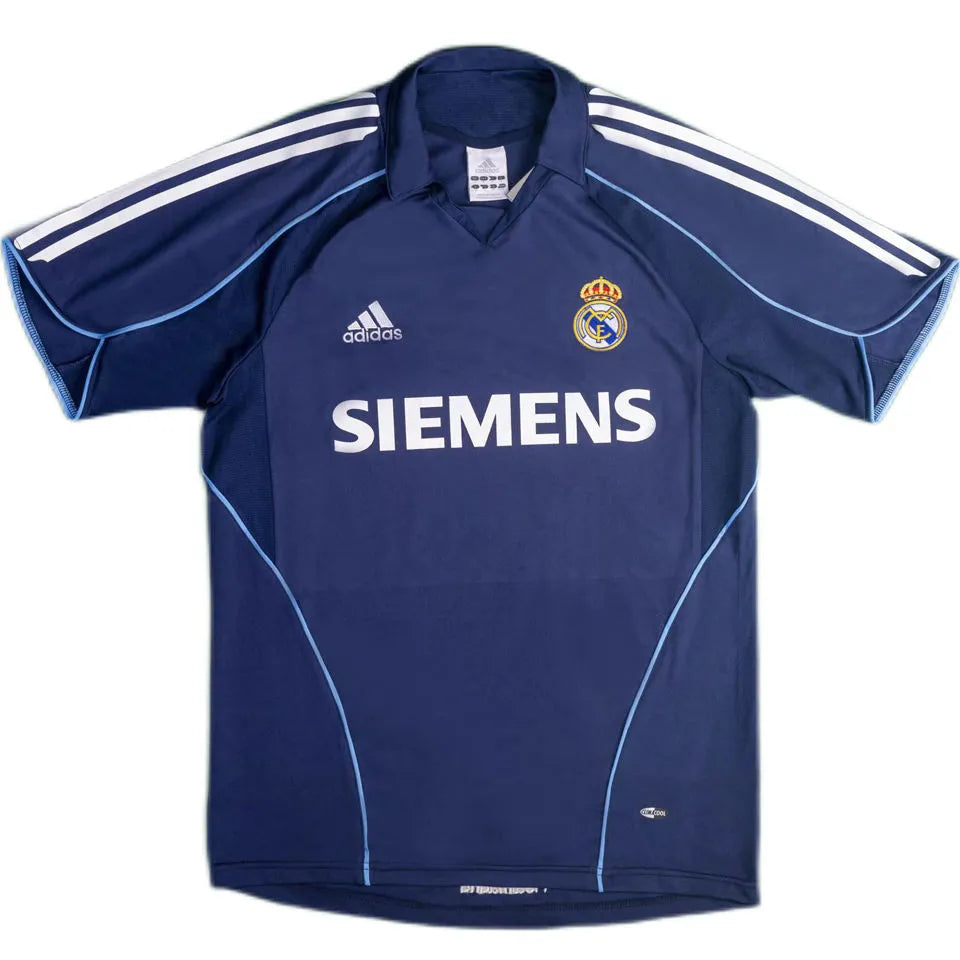 Retro Real Madrid 2005/06 Away Jersey