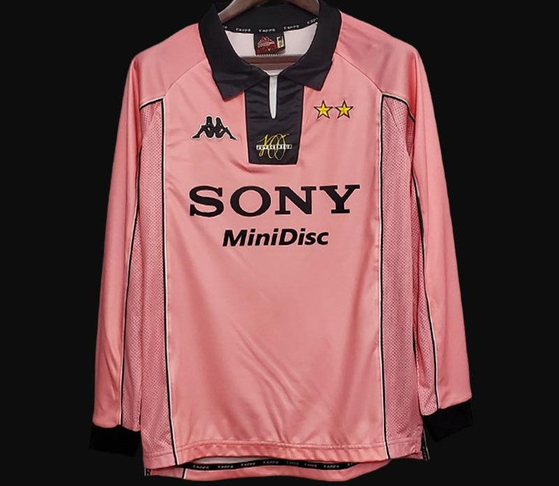 Retro Juventus 1997/98 Long Sleeve Away Jersey