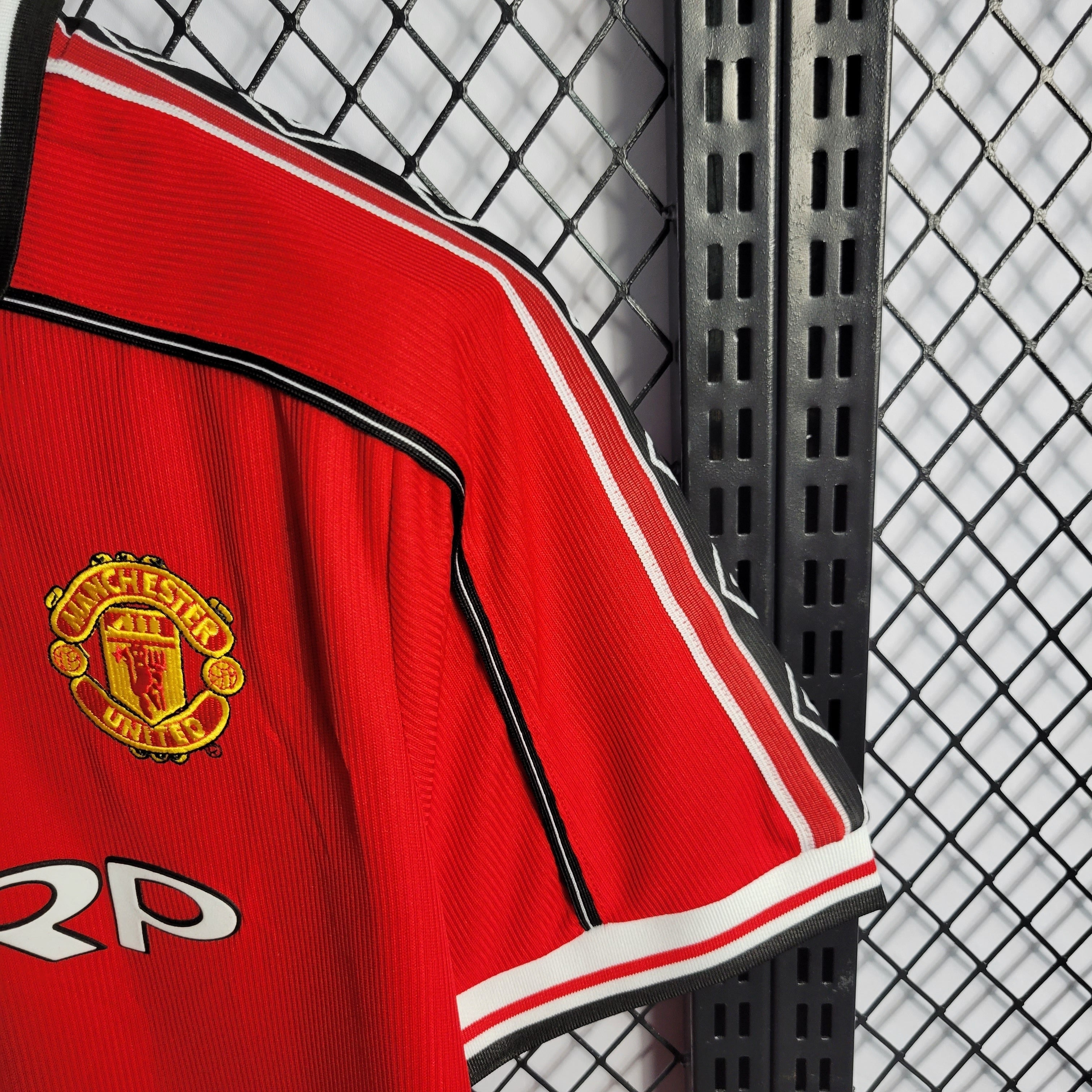 Retro Manchester United 98/99 Home Jersey